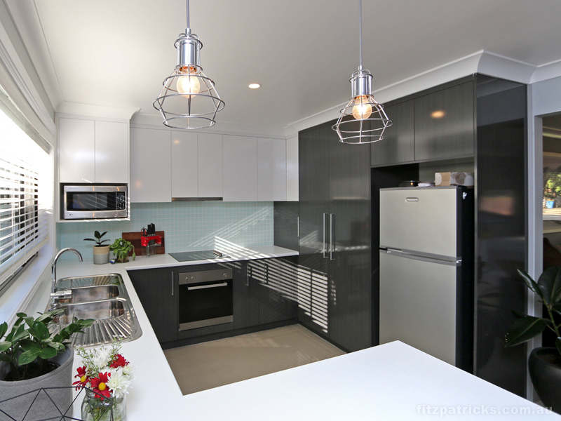 Main_kitchen_13