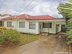 Manoora_front_18