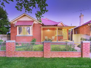 Thorne_front_dusk_13