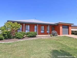 walla_front_2-19
